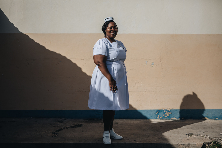 2020 Year of the Nurse and Midwife.

Trecia Simone Stewart, 41, has been a nurse for 12 years and has worked as an emergency nurse for the last 7 years at Spanish Town Hospital. Trecia's dream was to become a nurse because as a child she was often sick and received kind treatment from her own nurses. She is concerned with the pressures of overcrowding and understaffing at Spanish Town Hospital as an influx of Dengue fever cases, car accidents and social unrest leading to violence make up the majority of the 100-300 patients that she sees each day.

-
Read the story: <a target='_blank' href='https://www.who.int/news-room/feature-stories/detail/emergency-nursing-in-jamaica'>https://www.who.int/news-room/feature-stories/detail/emergency-nursing-in-jamaica</a>