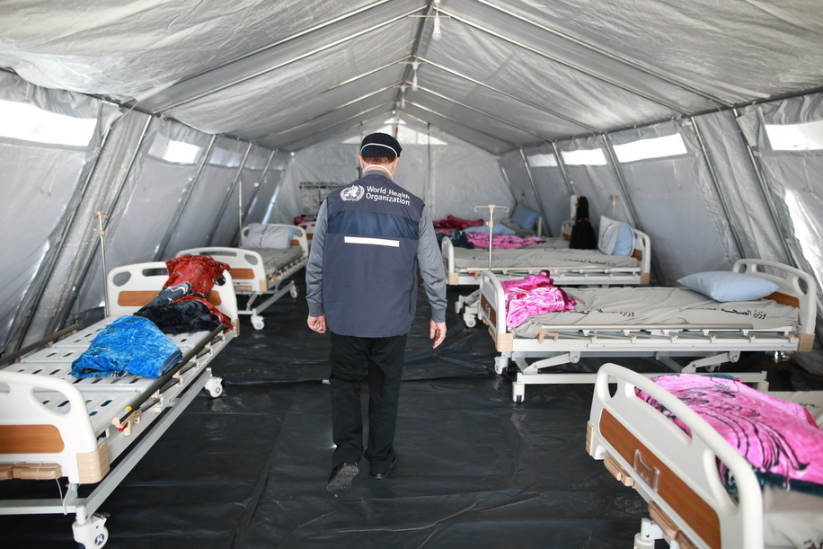 On 22 March 2020, WHO staff visit the new Rafah Crossing Field Hospital in the Gaza Strip.
Set up by Ministry of Health with WHO support as part of the COVID-19 response, the field hospital contains a 38-bed treatment facility with 6 intensive care unit beds and 40 beds for moderate cases.

Interim Head of WHO Gaza sub-office Abdelnaser Soboh

Title of WHO staff and officials reflects their respective position at the time the photo was taken.
