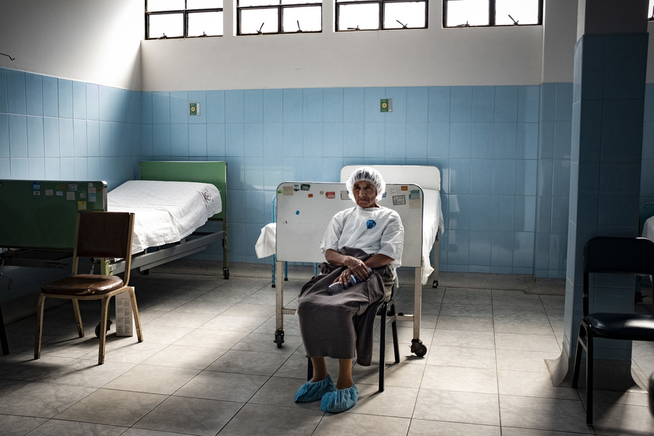 Lima - 20 March, 2018: Sabine Ramos Pretel in the pre-operation room of the Maternal and Child Health Center Daniel Alcides Carrion in Villa María del Triunfo neighborhood in Lima. In this Health Center the priority is to have an early diagnosis on eye problems, from the kids to the elderly patients. They focus in cataracts, refractive errors, prematurity retinopathy, diabetic retinopathy, glaucoma as well as external diseases of the eye. Few years ago they even started to do their own cataract operations due the high number of patients with this pathology that they have and the over saturated health system in Lima.