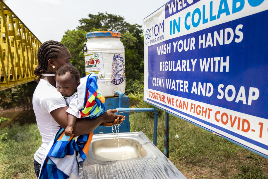 On 1 March 2021, people return wash their hands at Ganta border post on the Guinea/Liberia border. Special measures have been implemented at the border for travellers to have their temperature checked and to be able to wash their hands in order to help prevent the spread of Ebola.

In response to the Ebola outbreak in neighbouring Guinea, with support from WHO and partners, the Liberian government has implemented a number of Ebola preparedness measures to help prevent the spread of the virus.