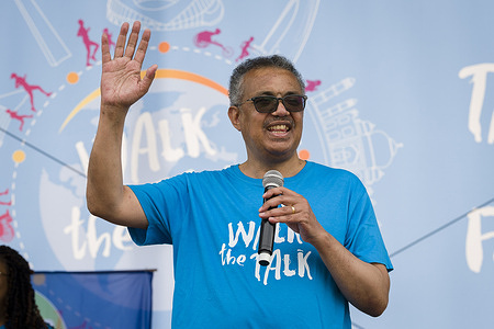 WHO Director-General Dr Tedros Adhanmon Ghebreyesus speaks at the “Walk the Talk: the Health For All Challenge.” The World Health Organization organized the 3rd edition of the event in Geneva on 22 May 2022, on the morning of the start of the 75th World Health Assembly. Participants ran or walked over two routes - 3 kilometres and 4.2 kilometres - starting at Place des Nations. Learn more about the https://www.who.int/news-room/events/detail/2022/05/22/default-calendar/who-to-host-3rd-edition-of-walk-the-talk-in-geneva and read the https://www.who.int/director-general/speeches/detail/who-director-general-s-opening-address-at-walk-the-talk--the-health-for-all-challenge---22-may-2022 .