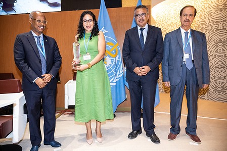 During the seventh plenary session at the 75th World Health Assembly on 27 May 2022, six prizes were presented to honour individuals and institutions for their outstanding contributions to human health. Pictured from left: Dr Ahmed Robleh Abdilleh, Minister of Health of Djibouti and President of the 75th World Health Assembly; H.E. Mrs Rosalia Bohórquez Palacios, Ambassador, Permanent Representative of Nicaragua to the United Nations Office in Geneva; WHO Director-General Dr Tedros Adhanmon Ghebreyesus; Dr Hussain Abdul Rahman Al Rand, Assistant Undersecretary for Public Health Sector, Ministry of Health and Prevention of the United Arab Emirates. https://www.who.int/news/item/27-05-2022-awards-for-outstanding-contributions-to-public-health-presented-during-the-seventy-fifth-world-health-assembly