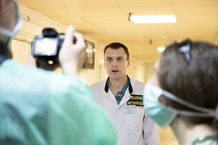 Epidemiologist B. Gnoevoi is interviewed by a WHO audiovisual team at the Diagnostic Laboratory at "Dnipropetrovsk Regional Clinical Hospital Named After I.I. Mechnikov."  Gnoevoi underwent WHO training on antimicrobial resistance in late 2022. After the training he helped implement changes and organize an infection control department at Mechnikov Hospital. The laboratory is the one of the best in Ukraine, with modern and bacteriological analyzers. The Department of Microbiology was renovated in 2020.  The invasion of Ukraine significantly increased the workload of the laboratory. Dozens of wounded people are brought to the Mechnikov Hospital every day. The task of laboratory assistants is to make cultures from wounds, determine antimicrobial resistance, and select combinations of antibiotics that will help the patient.  WHO regularly supports the laboratory by donating equipment and supplies and conducting training for staff. 