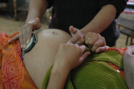 This feature is one of the six photo stories of Great Expectations project for the World Health Day 2005: six mothers living in different countries of the world share their experiences of pregnancy and childbirth. In India, the photographer has been following, Renu, from her pregnancy to the birth of her daughter, Monica.