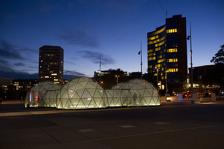The participants of the the First Global Conference on Air Pollution and Health are invited to visit « Pollution Pods », an interactive art installation by Michael Pinsky, Geneva, 31 October 2018.