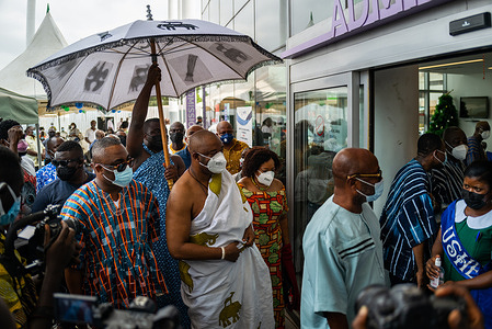 On 2 March 2021, people line up to enter Accra's Ridge Hospital as Ghana's rolls out its national COVID-19 vaccination campaign. Health workers, seniors and people with underlying conditions are prioritized for vaccination. As the global rollout of COVAX vaccines accelerates, the first COVID-19 vaccination campaigns in the African Region using COVAX doses began 1 March 2021 in Ghana and Côte D'Ivoire. These campaigns are the among the first to use doses provided by COVAX. This is an historic step towards ensuring equitable distribution of COVID-19 vaccines worldwide. COVAX, the vaccines pillar of the Access to COVID-19 Tools (ACT) Accelerator, is co-led by the Coalition for Epidemic Preparedness Innovations (CEPI), Gavi, the Vaccine Alliance and WHO working in partnership with developed and developing country vaccine manufacturers, UNICEF, the World Bank, and others. It is the only global initiative that is working with governments and manufacturers to ensure COVID-19 vaccines are available worldwide to both higher-income and lower-income countries.